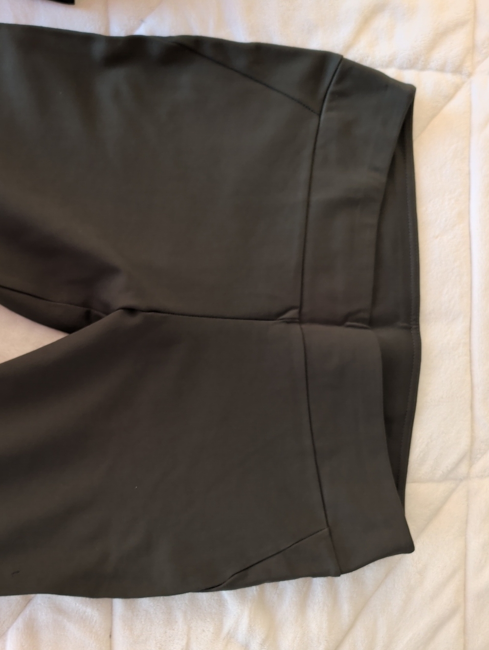 Counterparts Olive Green Pull-On Ankle Pants